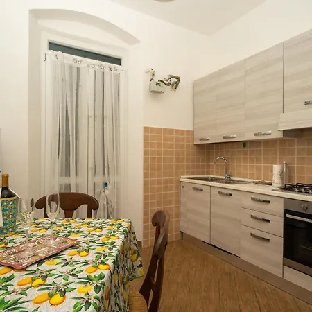 Confort Three - Citra 011015-lt-2460